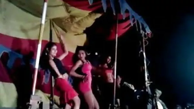 ছাত্র বাংলা দেশী xx তারিখ পরে পরাজয় সঙ্গে আরামদায়ক ছিল, তার বন্ধু