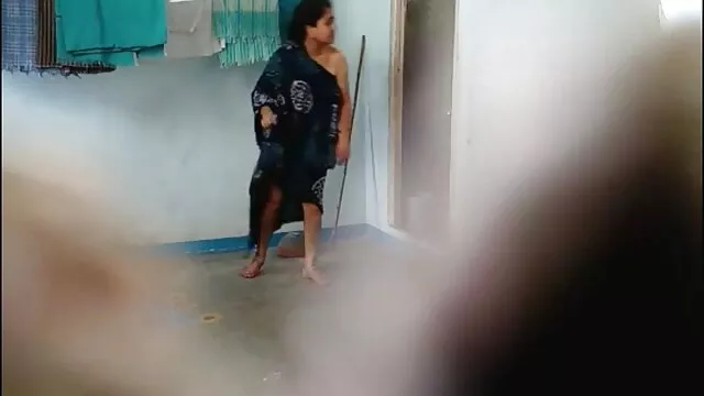 গেস্ট বাড়ির ভান অধীন তার স্ত্রী টেনেছেন বাংলা video xxxx