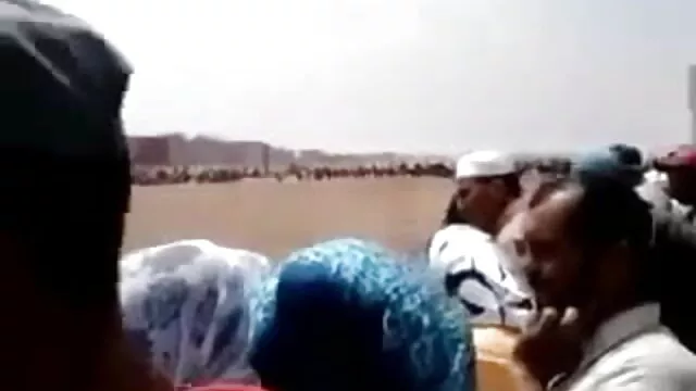 বড়ো পোঁদ সুন্দরী xxx বাংলা xxx বালিকা পায়ু বড়ো মাই