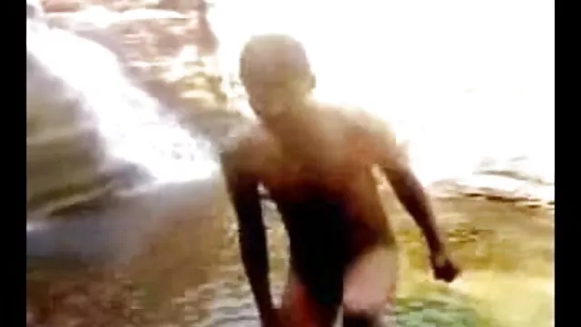 শ্যামাঙ্গিণী, বাংলা xxxm অসাধারন, মাই এর