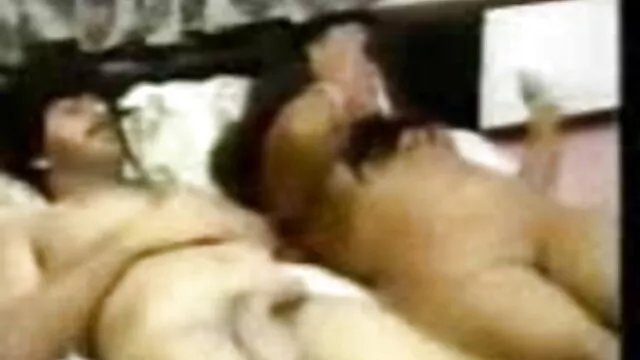 ওয়েবক্যাম মেয়েদের হস্তমৈথুন xxx বাংলা com হাতের কাজ একাকী