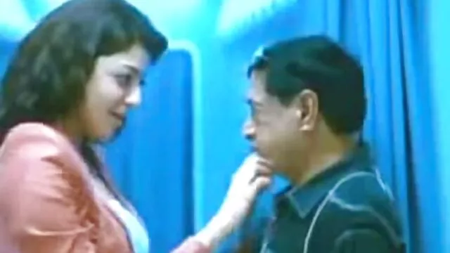 প্রসিদ্ধ এবং বেলেল্লাপনা বাঃলা xxx com অভিজ্ঞতা শেষ