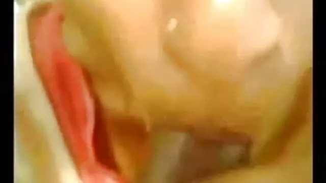 ধুর, বাংলা দেশি এক্সক্স সে ঘুম থেকে উঠে গেছে