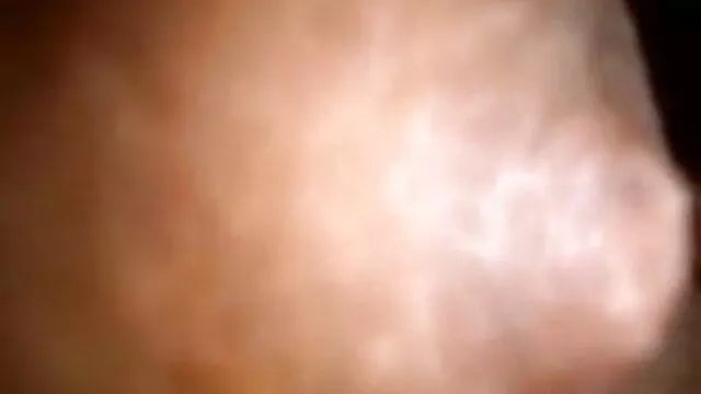 হাততালি দিয়ে বাংলা মাগি xxx চাকু দিয়ে