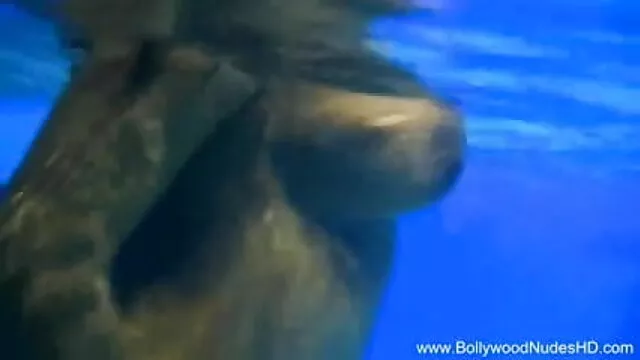 এশিয়ান বাংলাদেশি নেকেড ভিডিও