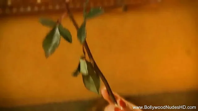 অল্পবয়সী ছেলেমেয়েদের xxx বাংলা ভিডিও ঘড়ি আছে তর্ক না করার জন্য,