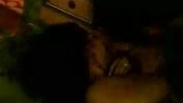 আমার গলিতে বাংলা ৩ xxx দেখতে গিয়েছিলাম আমার কাঁধের দিকে তাকানোর জন্য