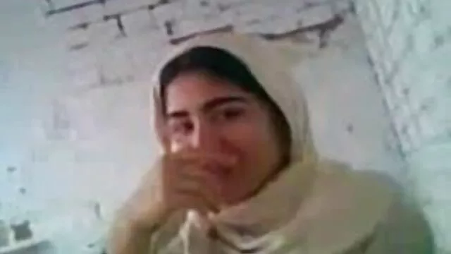 অপেশাদার, বহু পুরুষের বাংলা ৩xx এক নারির,